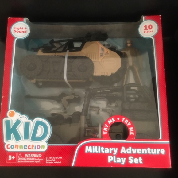 Military Adventure Play Set - Picture 2 of 3